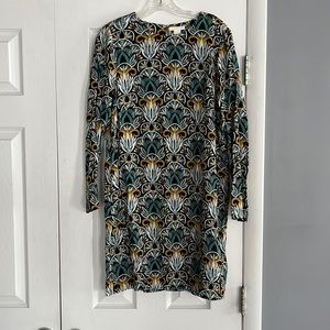 H&M size 8 long sleeve shift dress